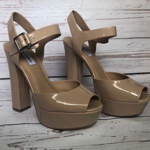 🙈NEW-NUDE Steve Madden Dress Platform Sandal 👡